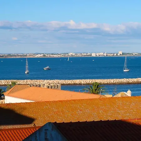 In The Old Town Close To The Beach Lagos Exterior photo